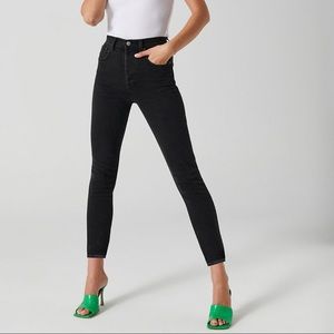 Aritzia Denim Forum Yoko high rise slim jean
